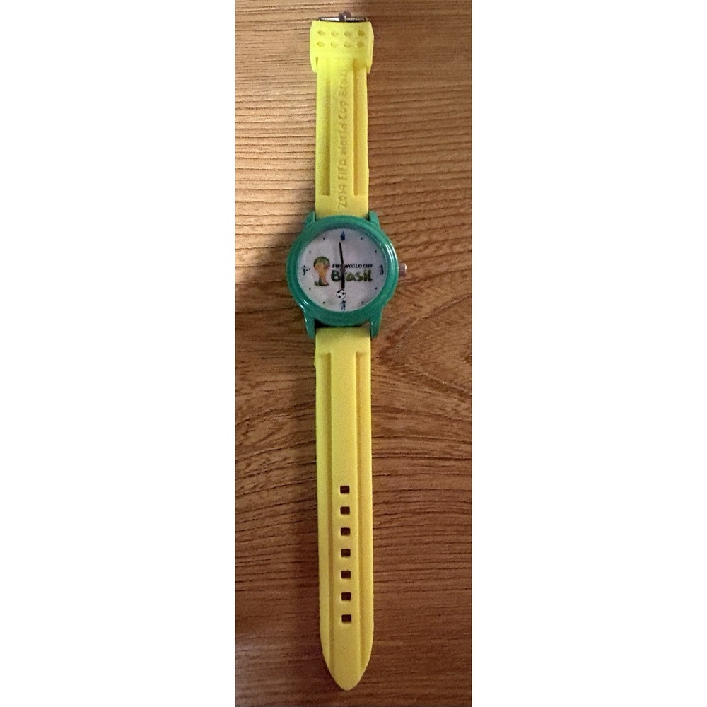 FIFA WORLD CUP Brasil 2014 Wrist Watch Official Licensed Green/Yellow Brazil